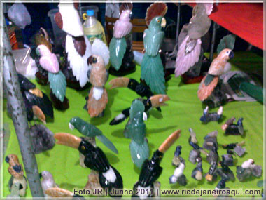 diversas esculturas de aves com pedras brasileiras diversas esculturas de aves com pedras brasileiras