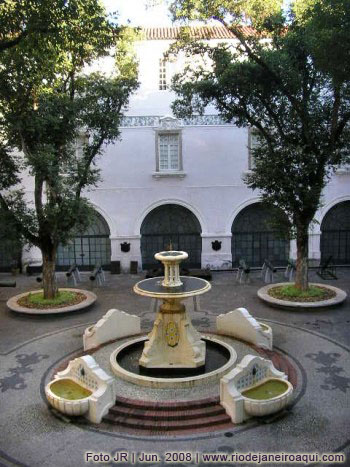 Chafariz no Museu Hist&oacute;rico Nacional