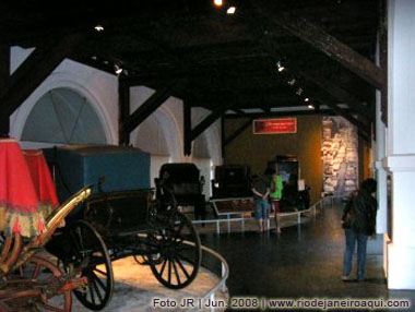 Carruagens e autom&oacute;veis do acervo do Museu Hist&oacute;rico Nacional