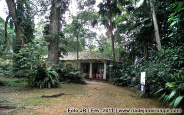 Restaurante "A Floresta" em meio &agrave; mata da Floresta da Tijuca