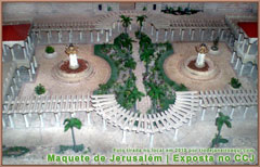 Jardins internos do pal&aacute;cio de Herodes