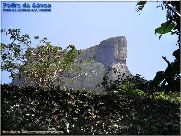 Pedra da Gávea Vista da Estrada das Canoas Pedra da Gávea Vista da Estrada das Canoas