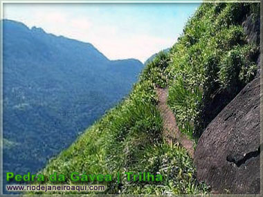 Trilha em parte alta da Pedra da Gávea Trilha em parte alta da Pedra da Gávea
