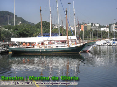 Saveiro atracado na Marina da Glória Saveiro atracado na Marina da Glória